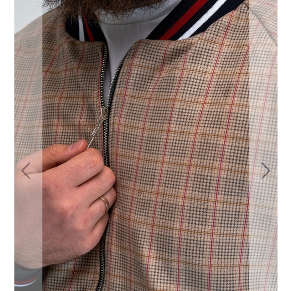 The Gentlemens Tracksuit - Picture 2 of 4